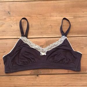 Gillian O’Malley nursing bra. Size large